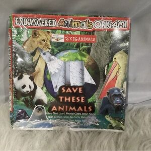 Endangered Animals Origami Activity Kit, Awesome Gift New